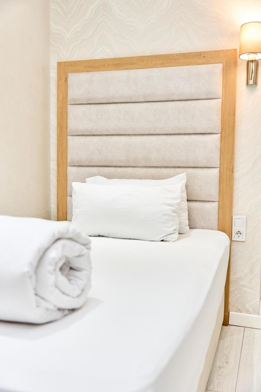 Edem Hotel Turkistan Phòng bức ảnh